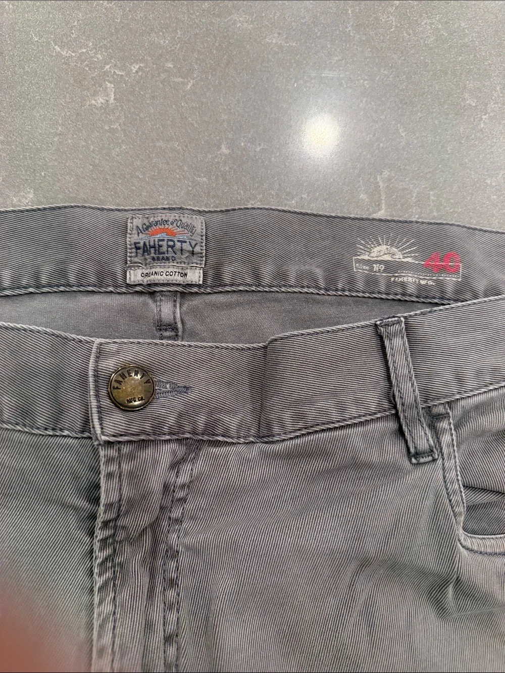 Faherty Men's Light Gray Straight Jeans